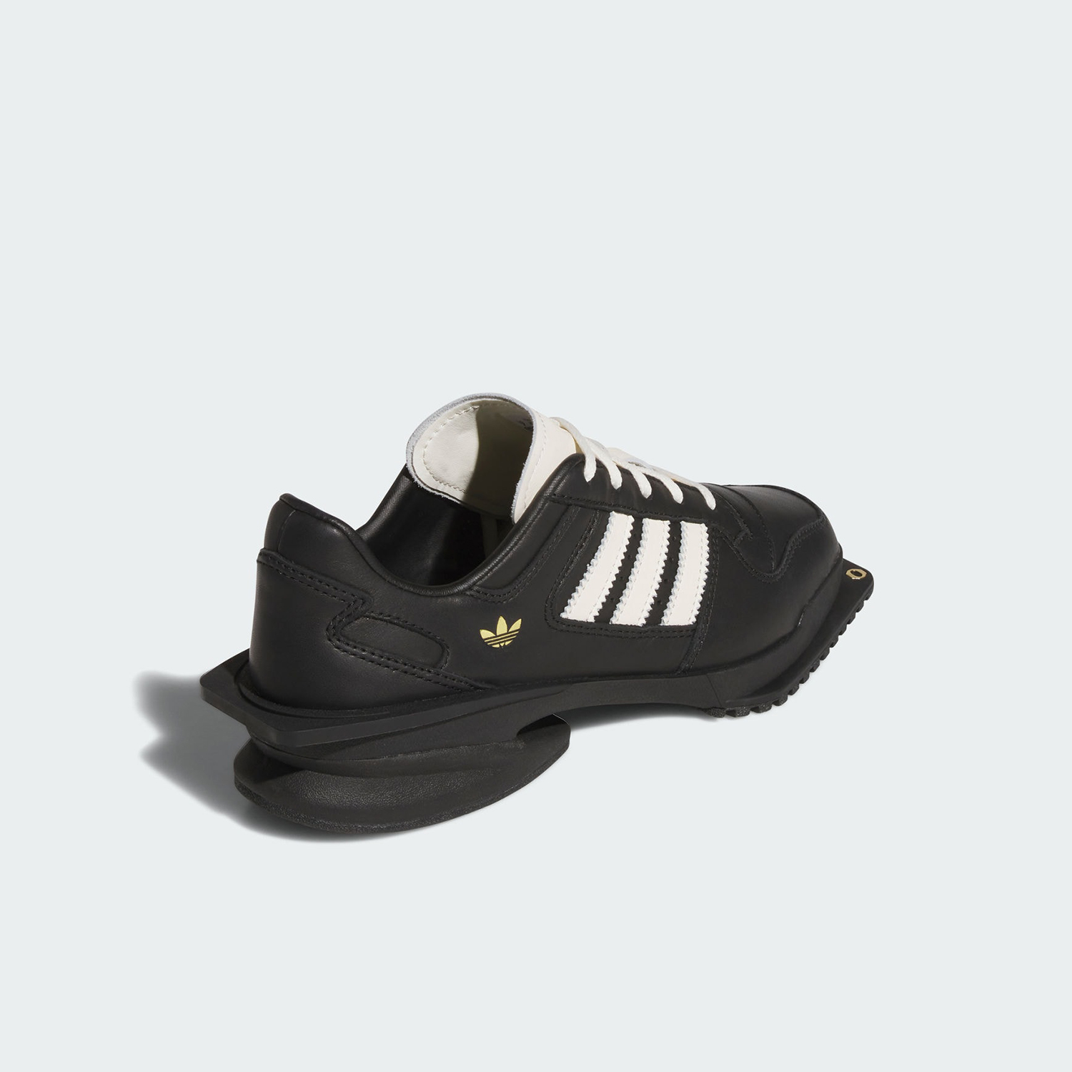 حذاء أديداس أوثنتيك ثري ليفز ا - مراجعة Women'S Accessories Adidas وسعره
