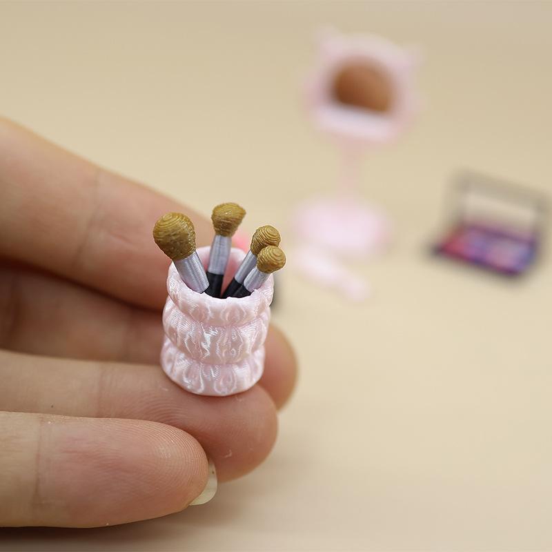 مجموعة فرش مكياج صغيرة لبيت ال - مراجعة Women'S Vanity Accessories وسعره