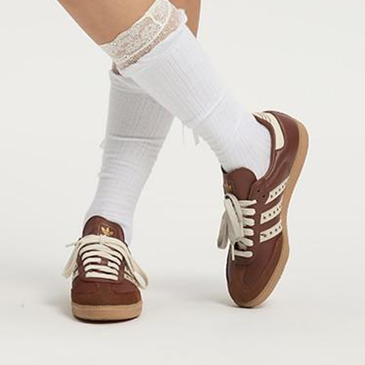 حذاء كاجوال نسائي كلاسيكي خفيف - مراجعة Women'S Accessories Adidas وسعره