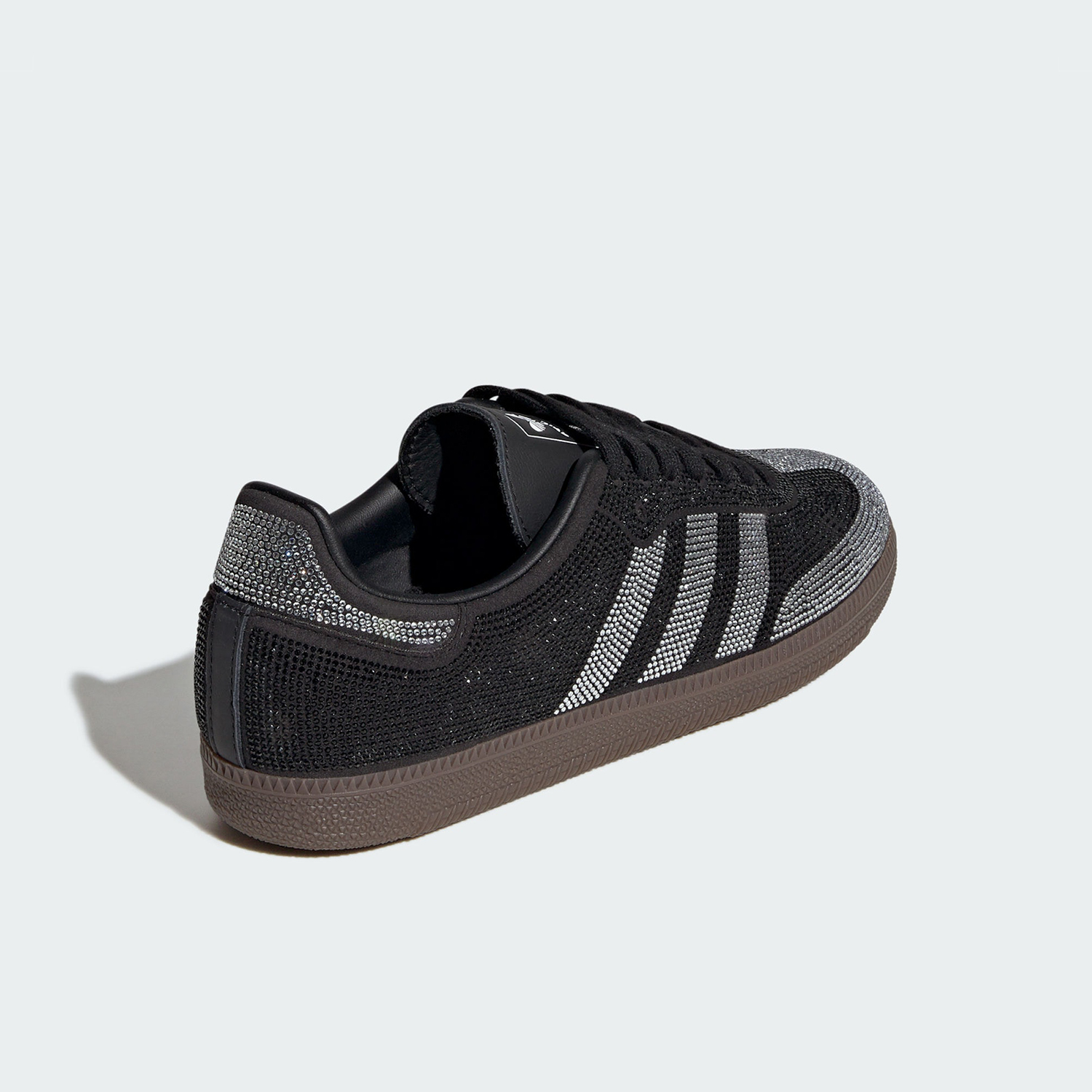 حذاء أديداس الأصلي للسيدات من  - مراجعة Women'S Accessories Adidas وسعره