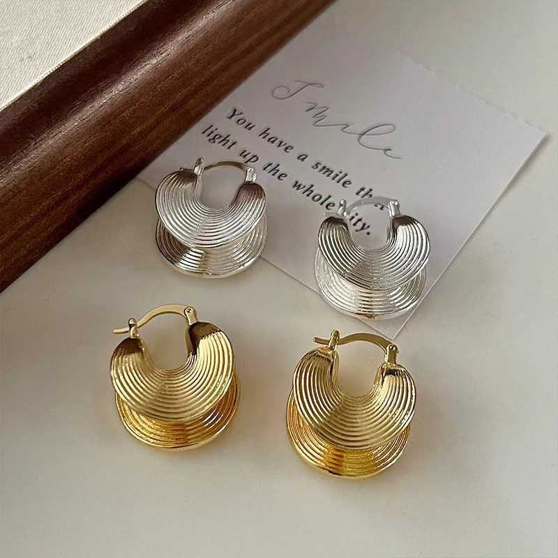 أقراط حلقية مطلية بالذهب للنسا - مراجعة Women'S Affordable Accessories وسعره