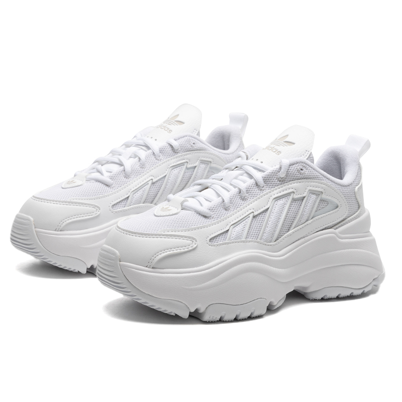 أحذية رياضية نسائية من Adidas  - مراجعة Women'S Accessories Adidas وسعره