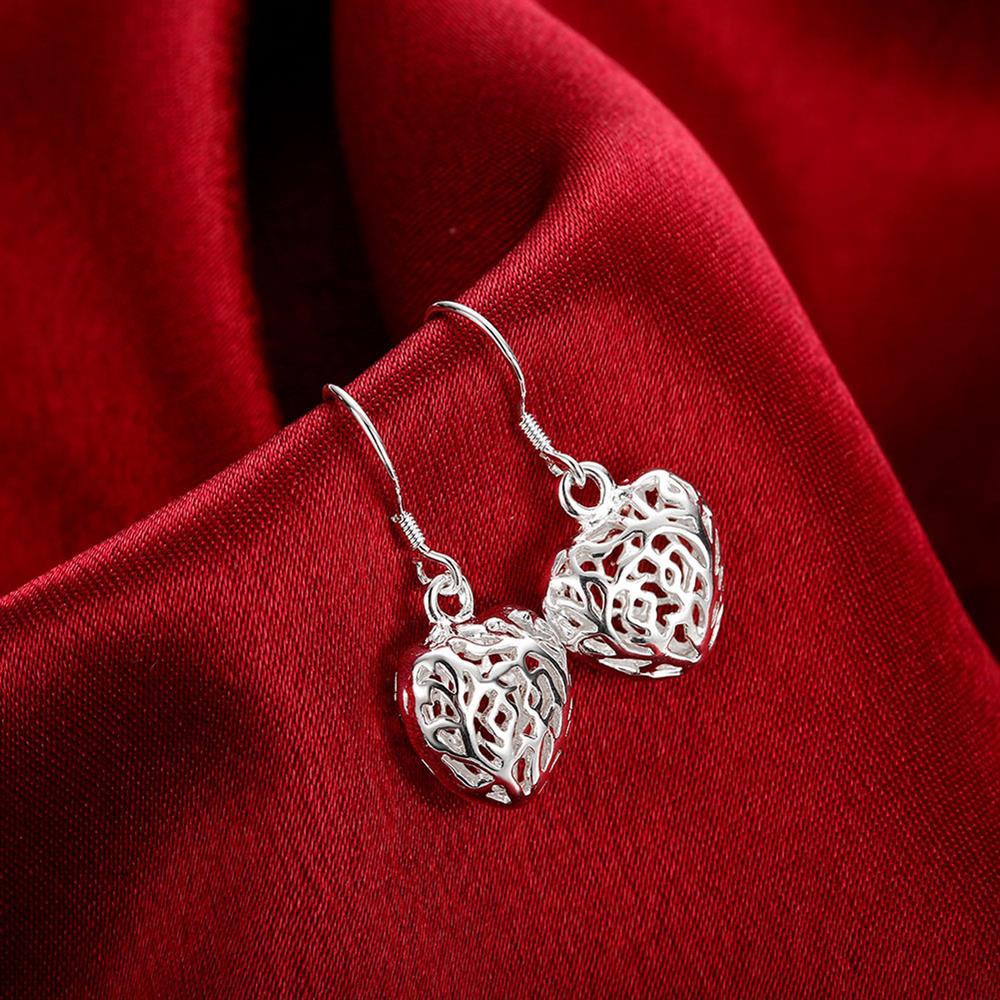 قلادات وأقراط على شكل قلب مجوف - مراجعة Women'S Affordable Accessories وسعره